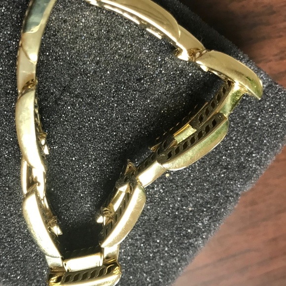 SOLD    David Yurman 18k Link Bracelet - Picture 4 of 8
